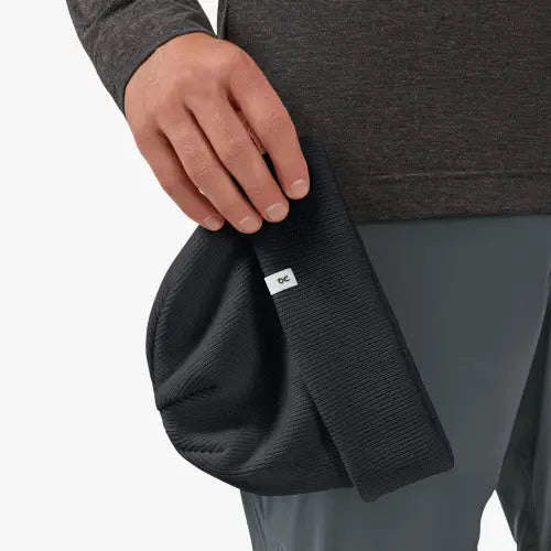On Merino Beanie - Black