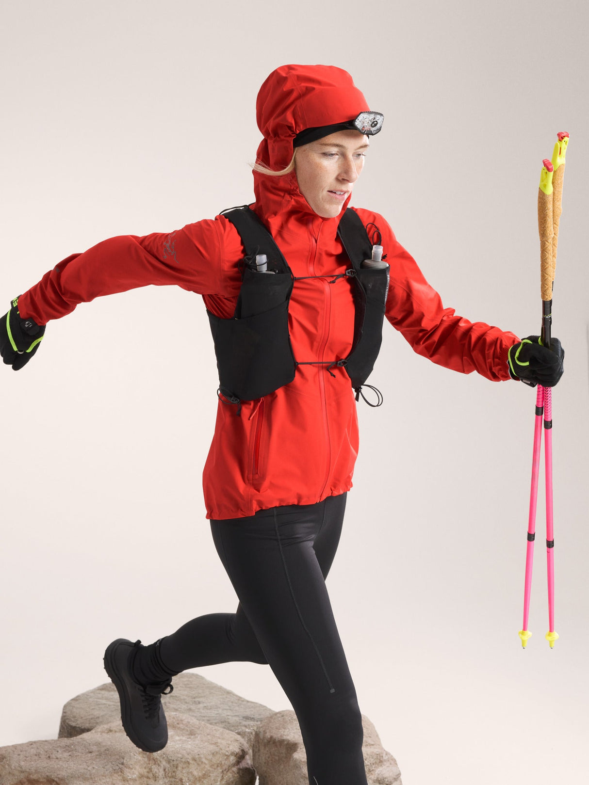 Arc'teryx Norvan Jacket (Women's) - Dynasty