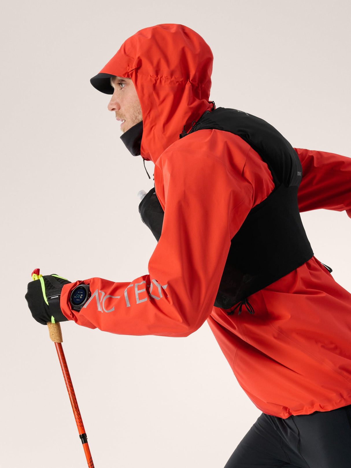 Arc'teryx Norvan Jacket (Men's) - Dynasty