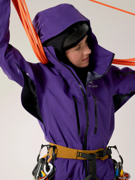 Arc'teryx Alpha SV GORE-TEX Jacket (Women's) - Azalea/Black