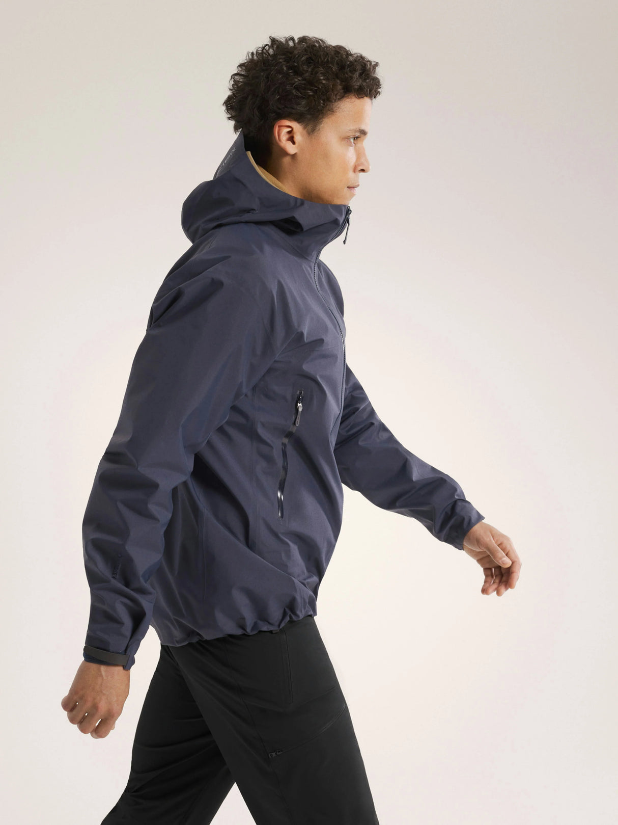 Arc'teryx Beta Jacket (Men's) - Black Sapphire - Navy Blue