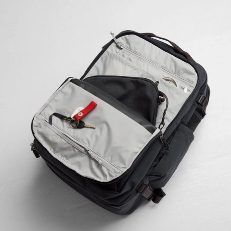 Fjallraven Färden Carry-On Pack - Coal Black - Find Your Feet Australia Hobart Launceston Tasmania