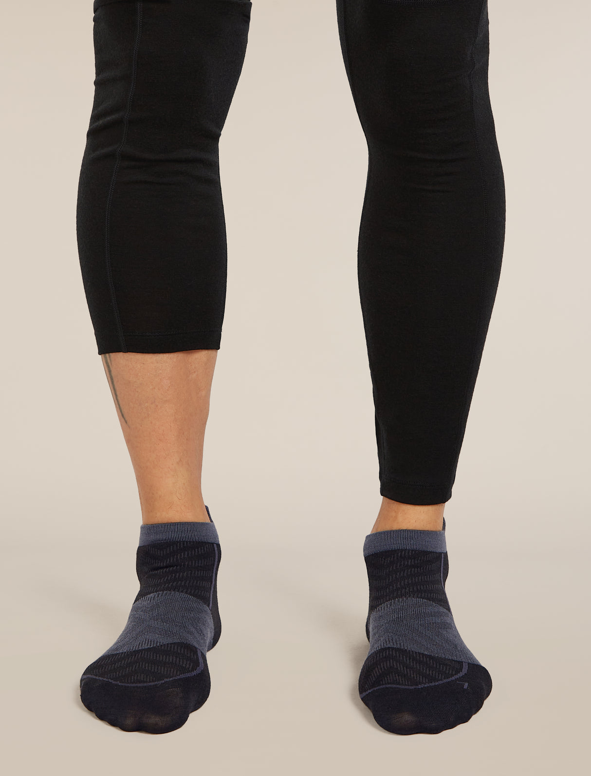 Icebreaker Merino Run+ Ultralight Micro Socks (Men's) - Black/Graphite - Find Your Feet Australia Hobart Launceston Tasmania
