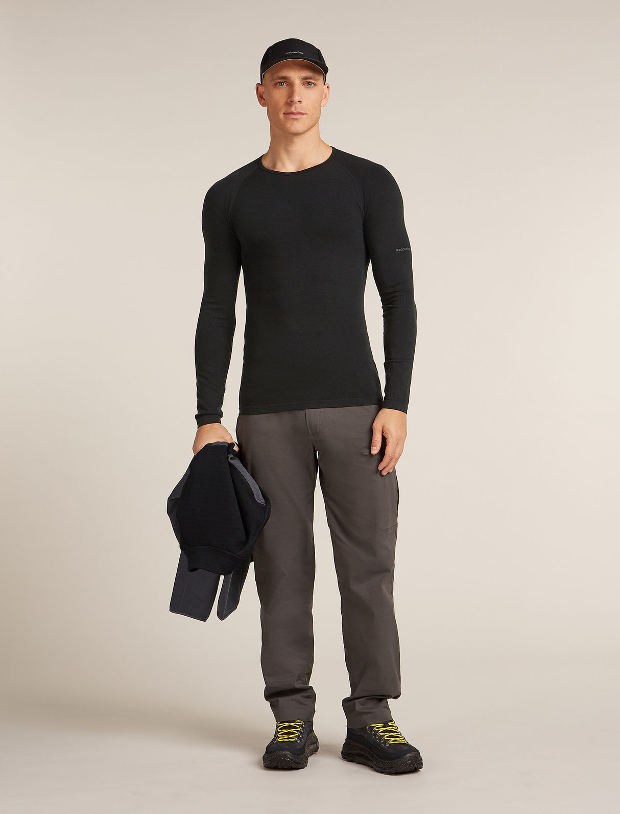 Icebreaker Merino Blend 260 ZoneKnit™ Seamless Long Sleeve Crew Thermal Top (Men's) - Black - Find Your Feet Australia Hobart Launceston Tasmania
