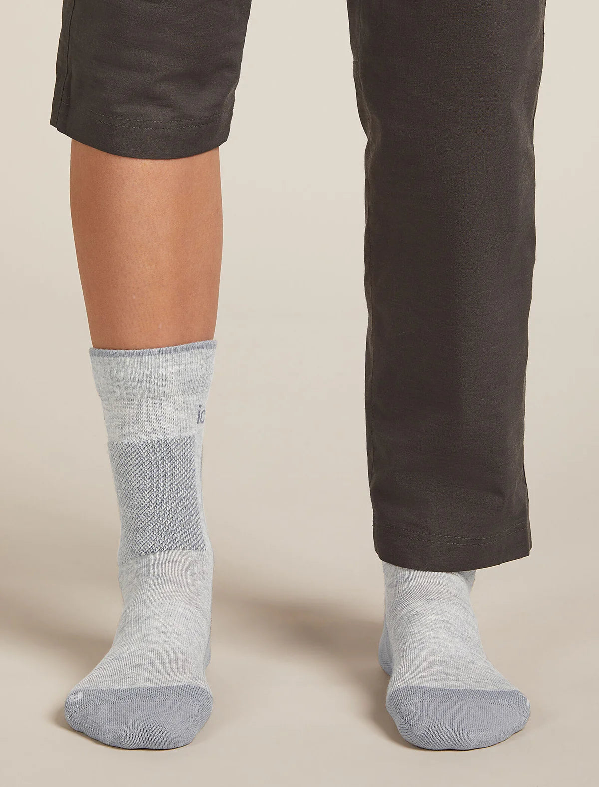 Icebreaker Merino Hike+ Medium Crew Socks (Women's) - Blizzard Heather/Alloy