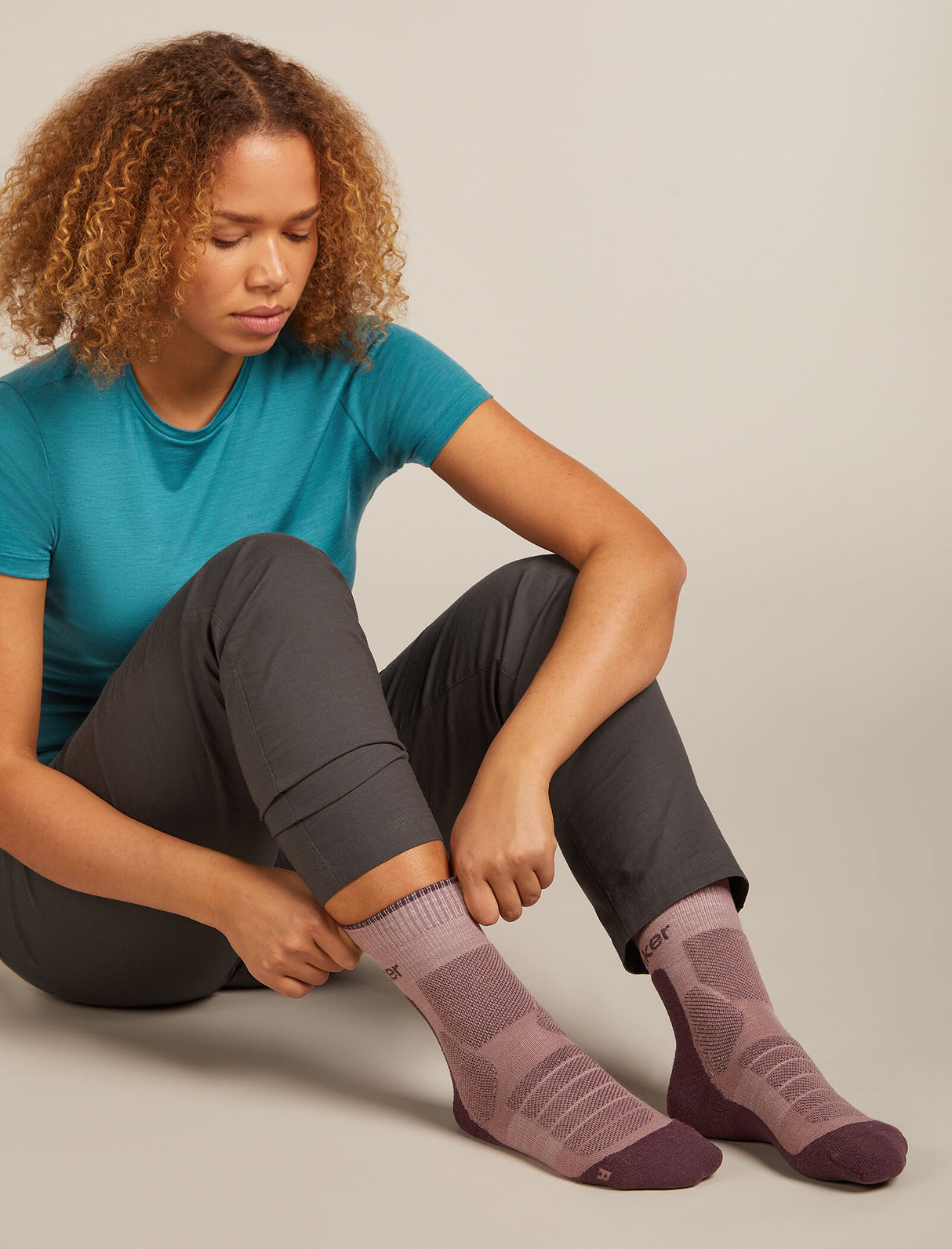 Icebreaker Merino Hike+ Heavy Crew Socks (Women's) - Summit/Java - Find Your Feet Australia Hobart Launceston Tasmania