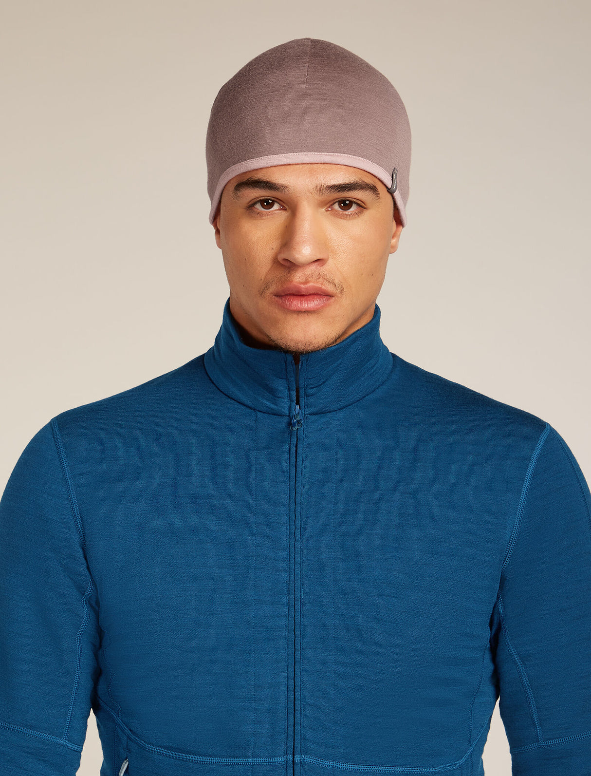 Icebreaker Merino 200 Pocket Hat (Unisex) - Summit/Blush - Find Your Feet Australia Hobart Launceston Tasmania