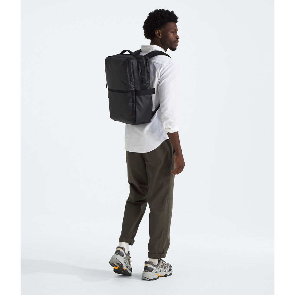 The North Face Base Camp Voyager Daypack - TNF Black/Asphalt Grey - Find Your Feet Australia Hobart Launceston Tasmania
