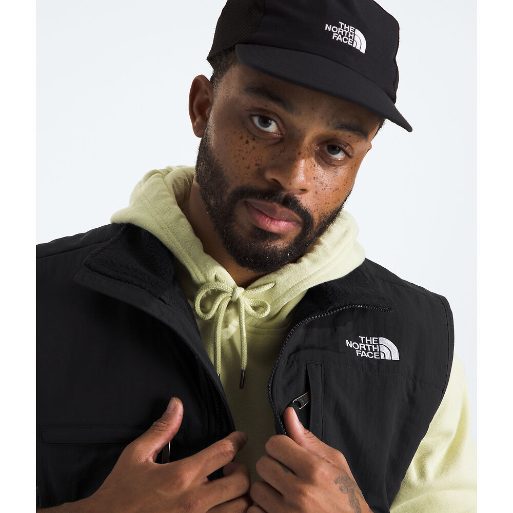 The North Face Retro Denali Fleece Vest (Men's) - TNF Black - Find Your Feet Australia Hobart Launceston Tasmania