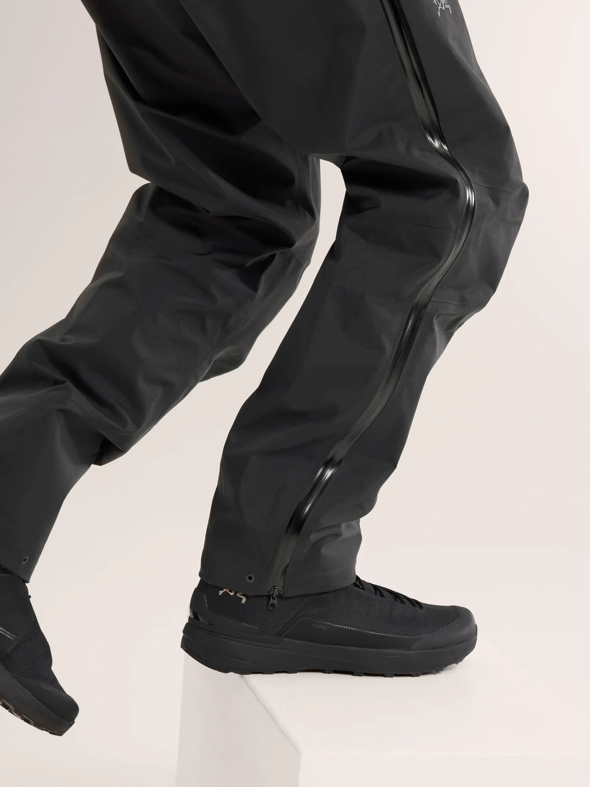 Arc'teryx Beta Pants (Men's) - Black - Find Your Feet Australia Hobart Launceston Tasmania