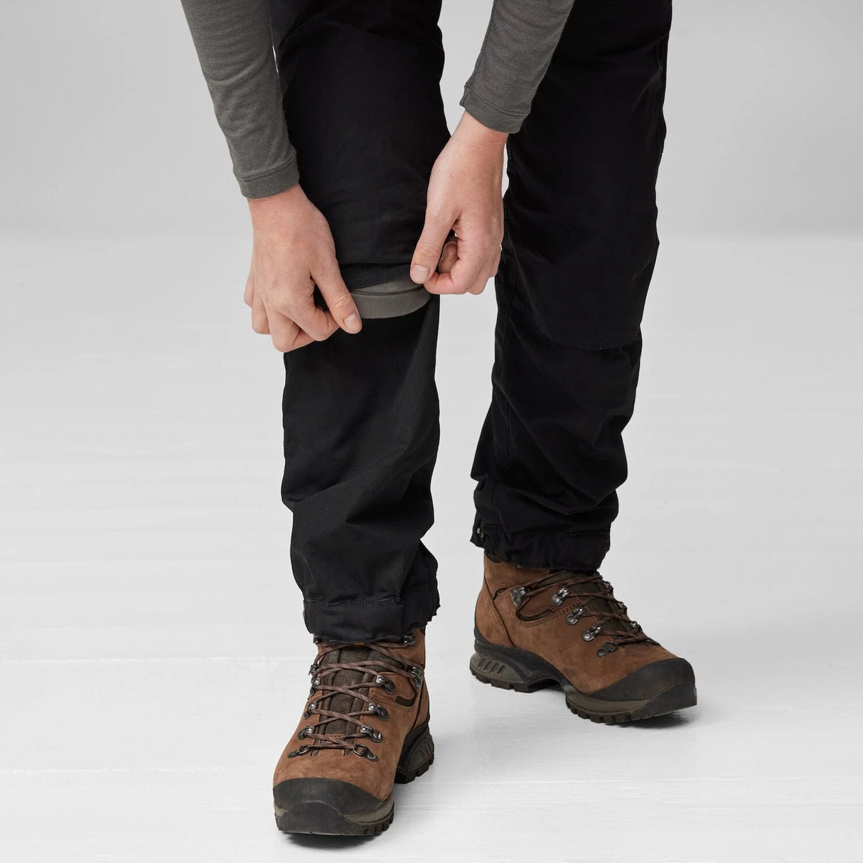 Fjallraven Vidda Pro Trousers Regular (Women's) - Black - Find Your Feet Australia Hobaart Launceston Tasmania