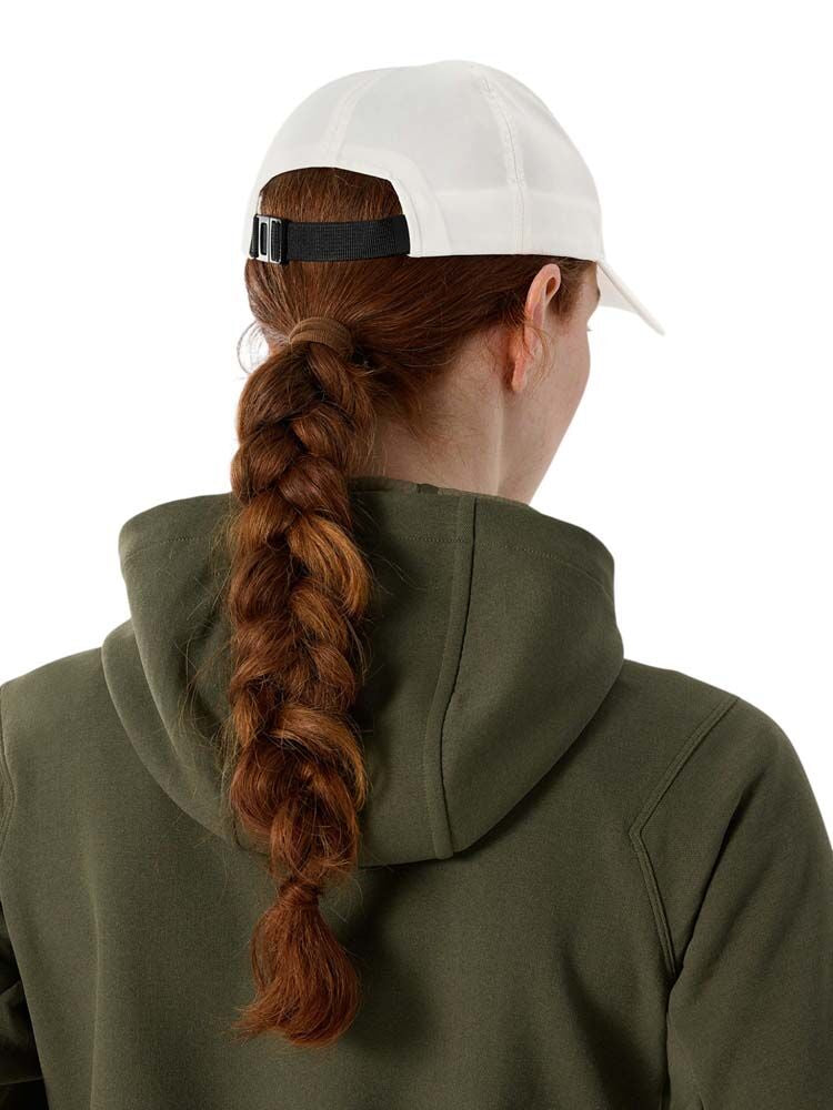 Arc'teryx Small Bird Cap - Arctic Silk/Solitude - White