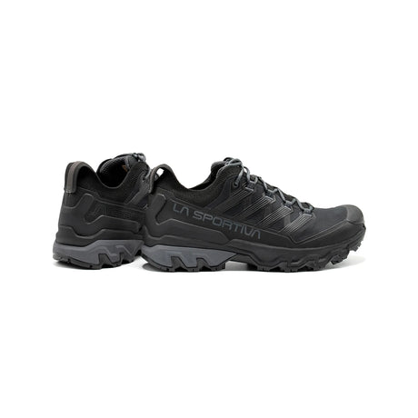 Gray textured pillow on a white background - La Sportiva Ultra Raptor 3 GORE-TEX Shoes (Men's) - Black