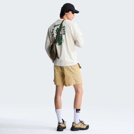 The North Face Retro Earth Relaxed Short-Sleeved Graphic Tee - White Dune