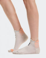 On Performance Run Sock Low (Unisex) - Pearl/Sunstone