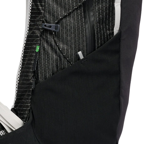 Black Diamond Pursuit 25 Backpack (Women's) - Black