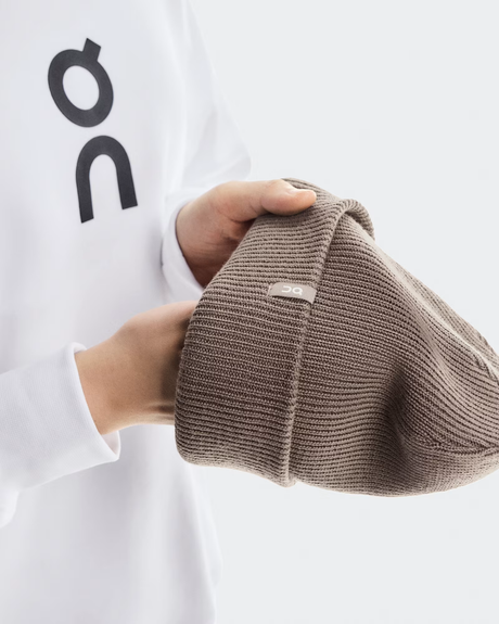On Merino Beanie - Cinder