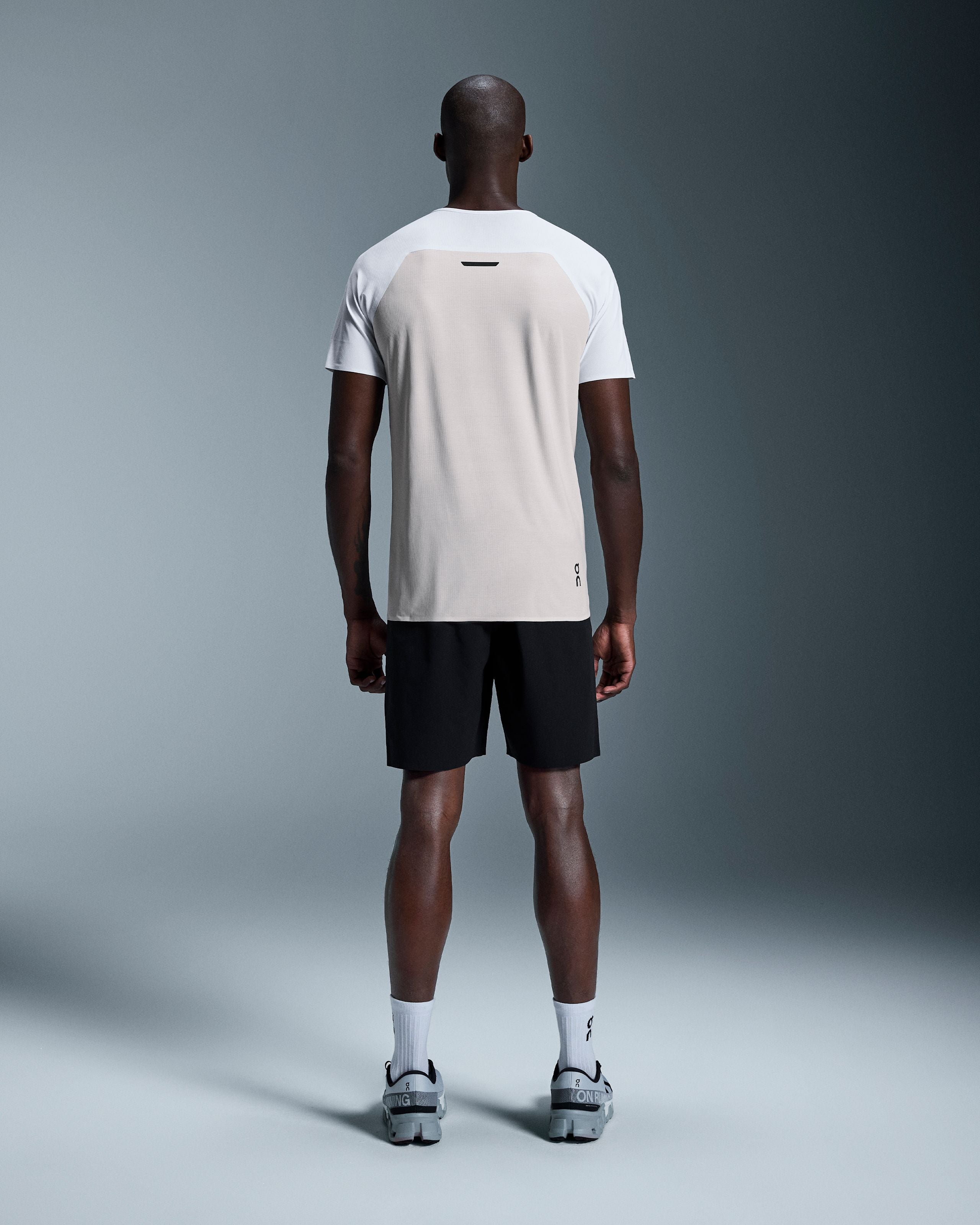 On Performance-T (Men's) - White/Silver - Find Your Feet Australia Hobart Launceston Tasmania