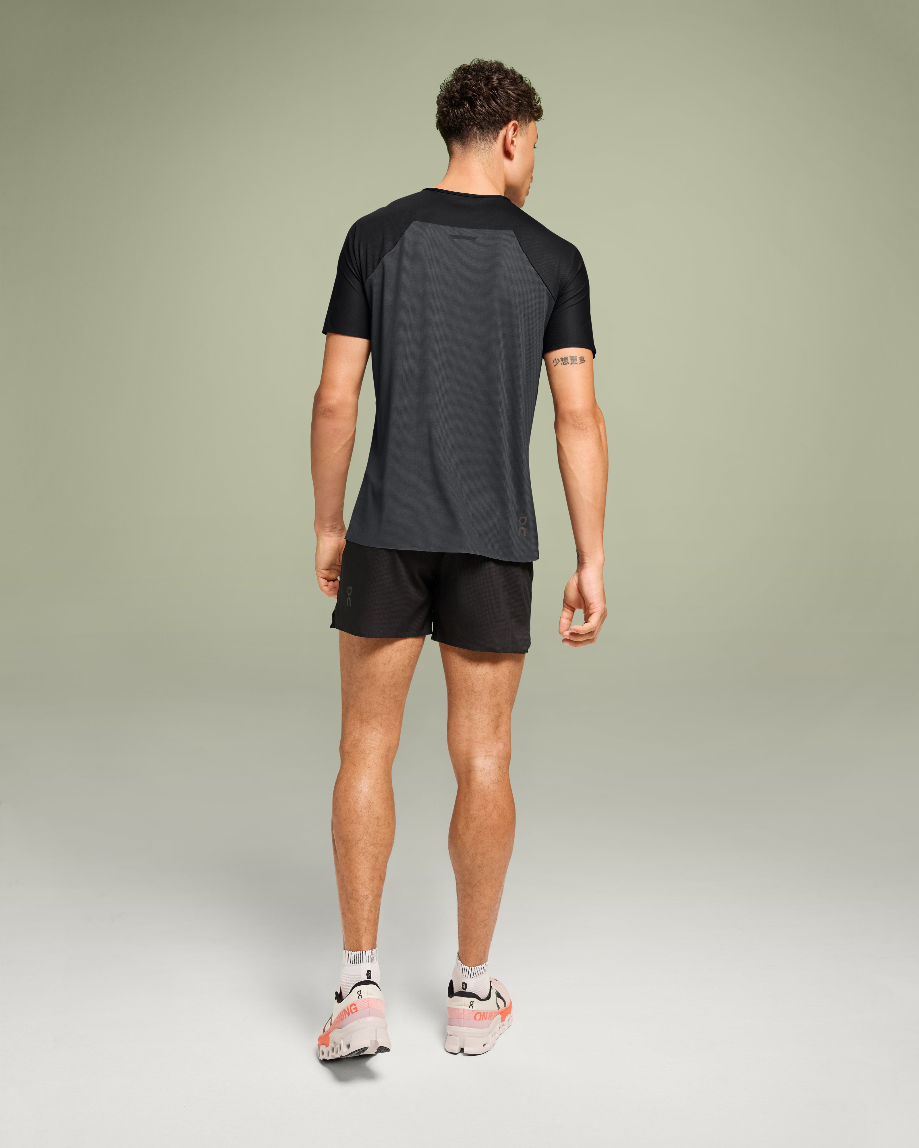 On Performance-T (Men's) - Black | Eclipse - Find Your Feet Australia Hobart Launceston Tasmania