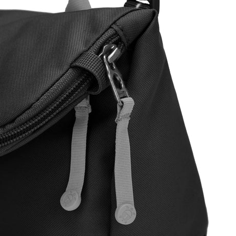 Pacsafe Go Saddle Crossbody Pacsafe