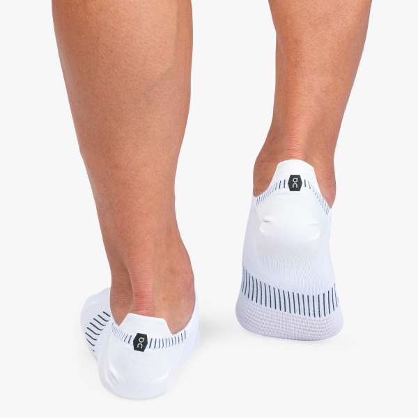 On Ultralight Low Socks (Men's) - Find Your Feet Australia Hobart Launceston Tasmania - White | Black