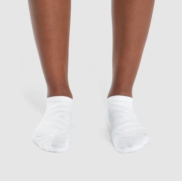 On Performance Low Socks (Women's) - White | Ivory - Find Your Feet Australia Hobart Launceston Tasmania