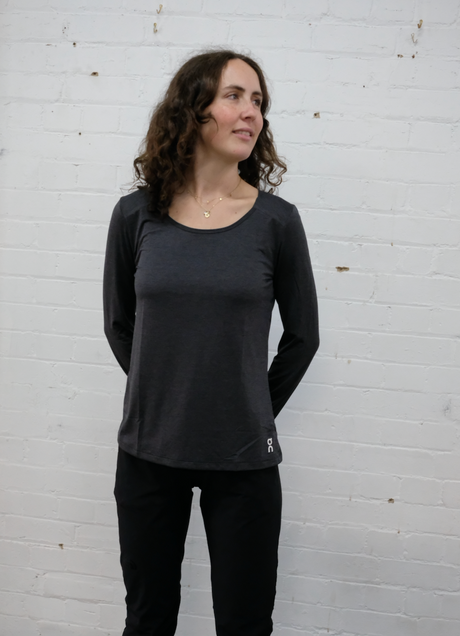 On Performance Long-T (Women's) - Mineral - Find Your Feet Australia Hobart Launceston Tasmania