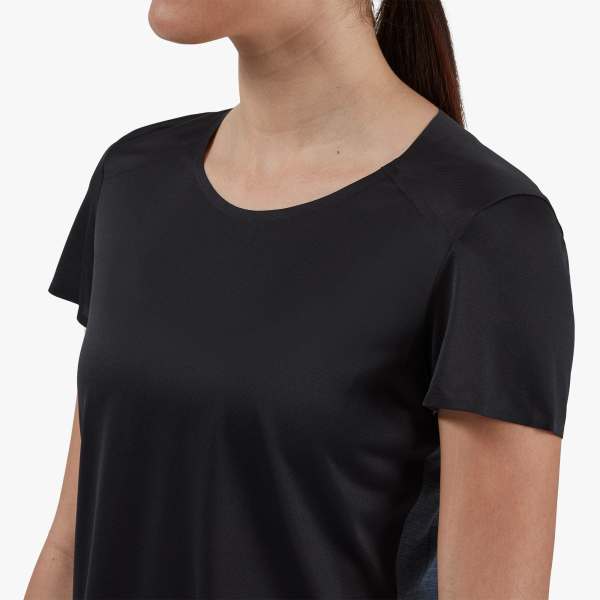 On Performance-T (Women's) - Black | Dark - Find Your Feet Australia Hobart Launceston Tasmania